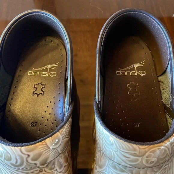Dansko Clogs - Picture 6 of 9